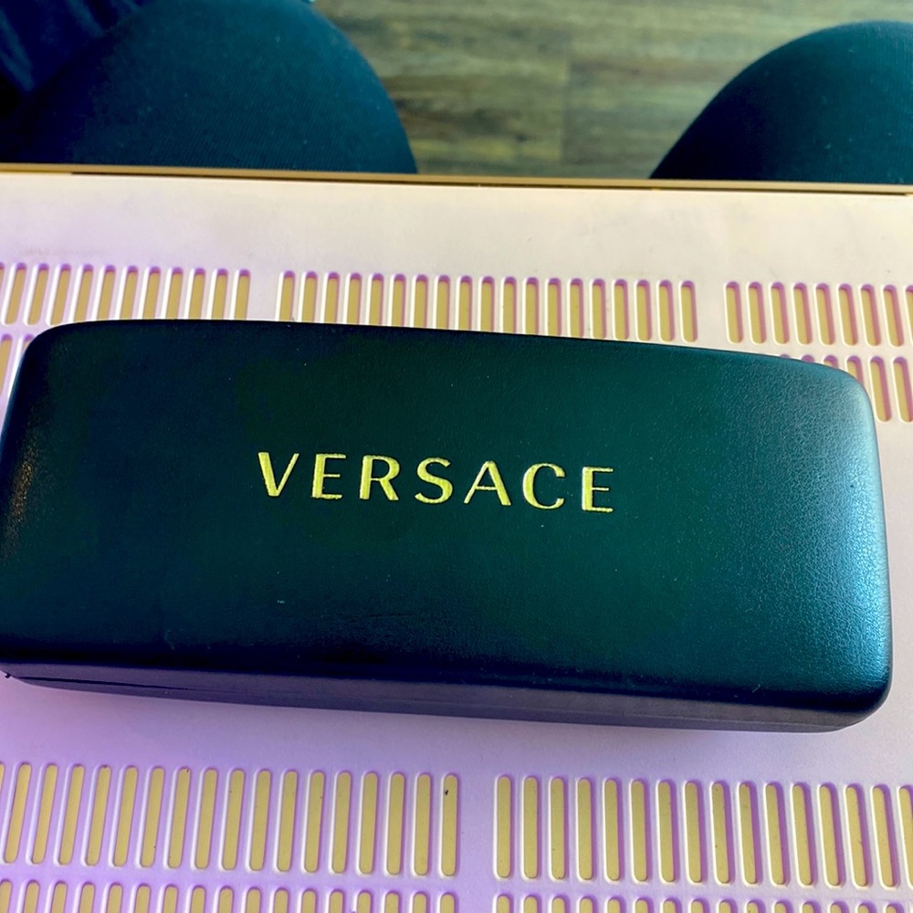 Glasses case